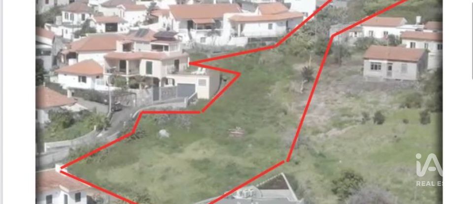 Terrain à Machico de 2 150 m²