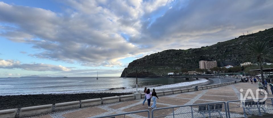 Terrain à Machico de 2 150 m²