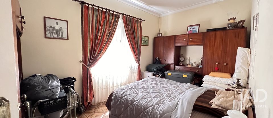 Apartamento T2 em Almada, Cova da Piedade, Pragal e Cacilhas de 66 m²