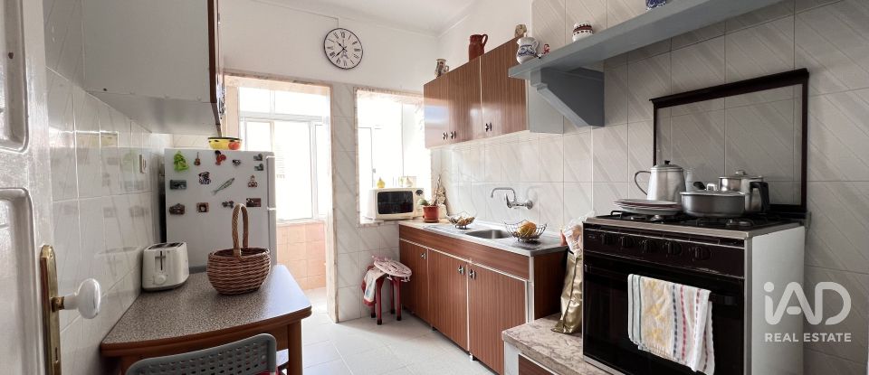 Apartamento T2 em Almada, Cova da Piedade, Pragal e Cacilhas de 66 m²