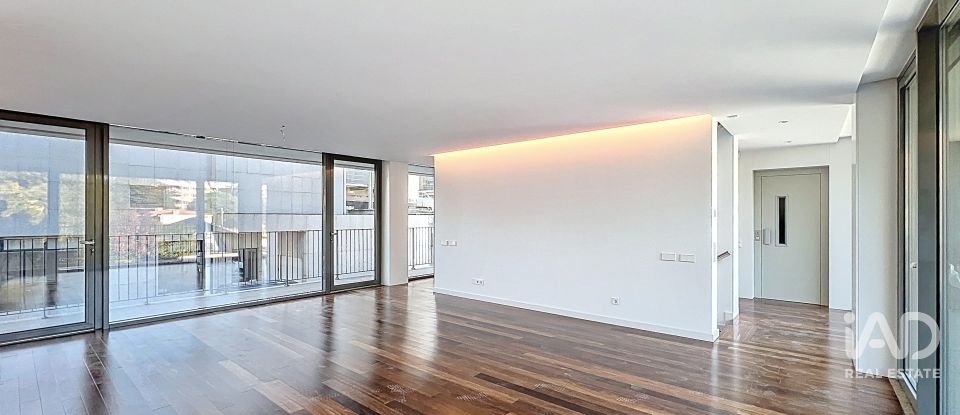 Maison T3 à Ramalde de 226 m²