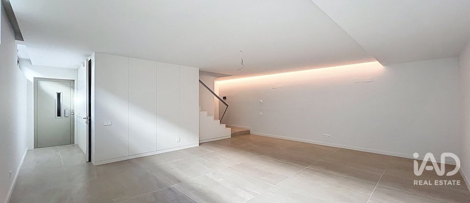 House T3 in Ramalde of 226 m²