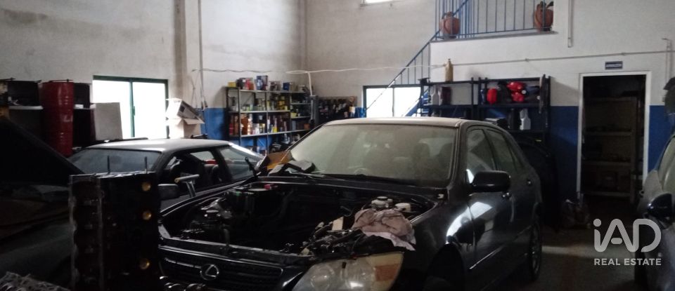 Shop / premises commercial in Asseiceira of 600 m²