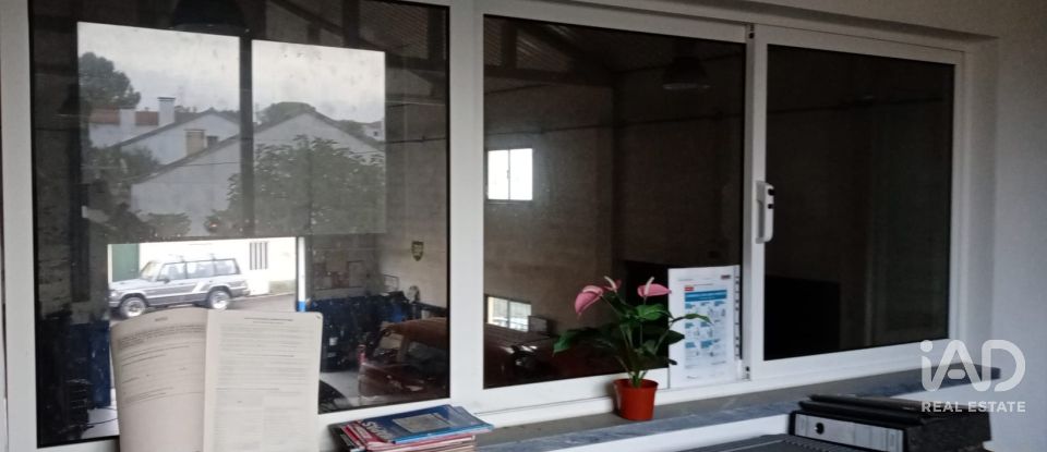 Shop / premises commercial in Asseiceira of 600 m²