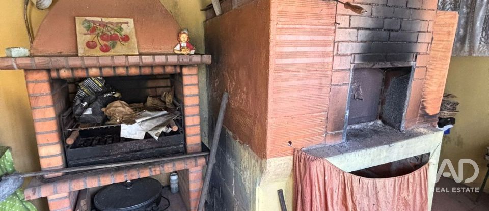 Moradia T5 em Fernão Ferro de 250 m²