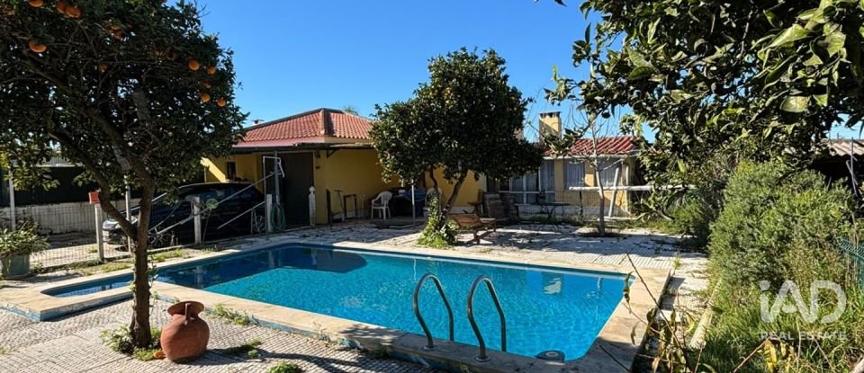 Moradia T5 em Fernão Ferro de 250 m²