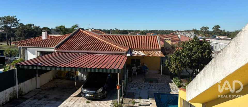 Moradia T5 em Fernão Ferro de 250 m²