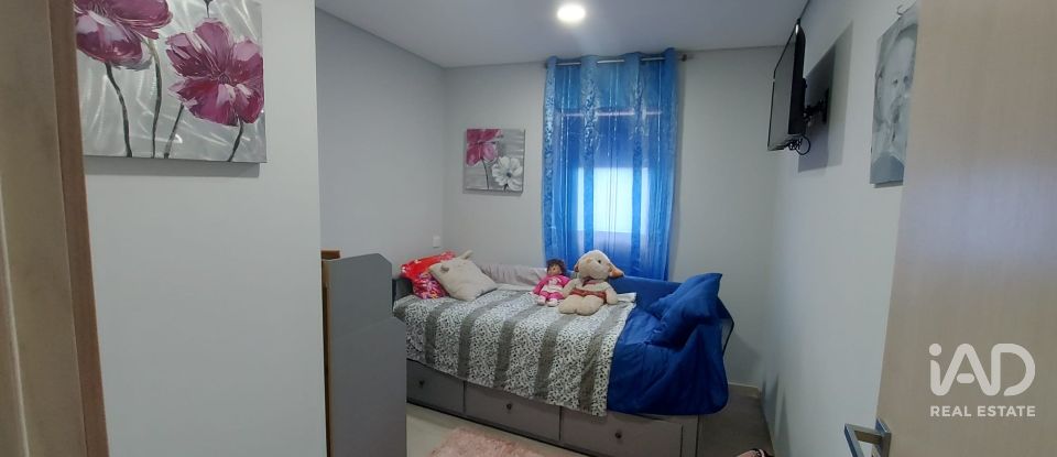 Moradia térrea T1 em Santa Maria da Feira, Travanca, Sanfins e Espargo de 95 m²