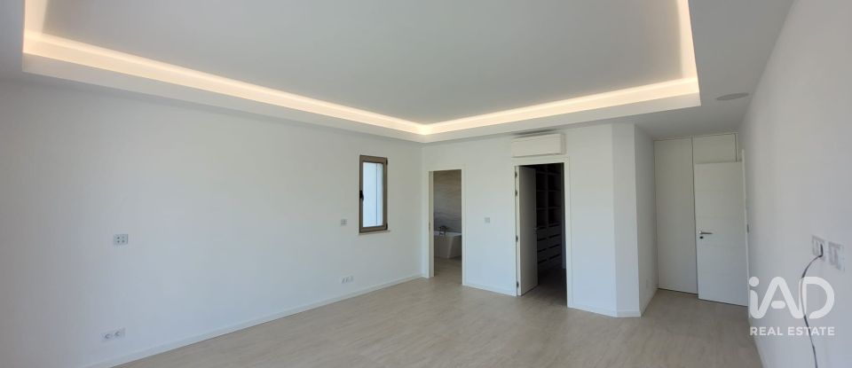 Gîte T5 à Quarteira de 409 m²