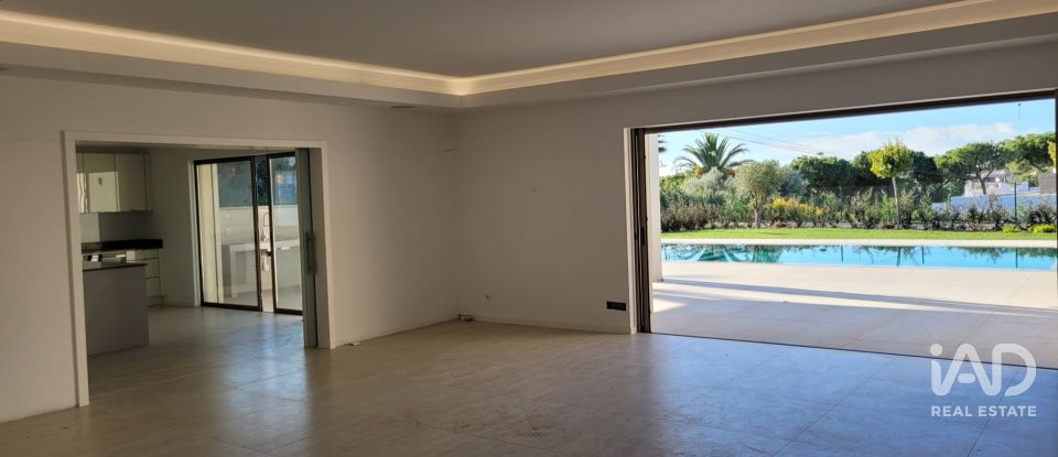 Gîte T5 à Quarteira de 409 m²