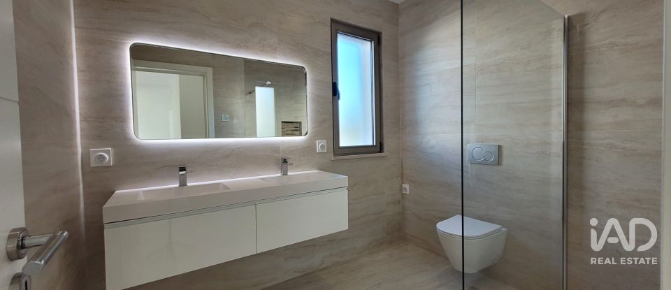 Gîte T5 à Quarteira de 409 m²