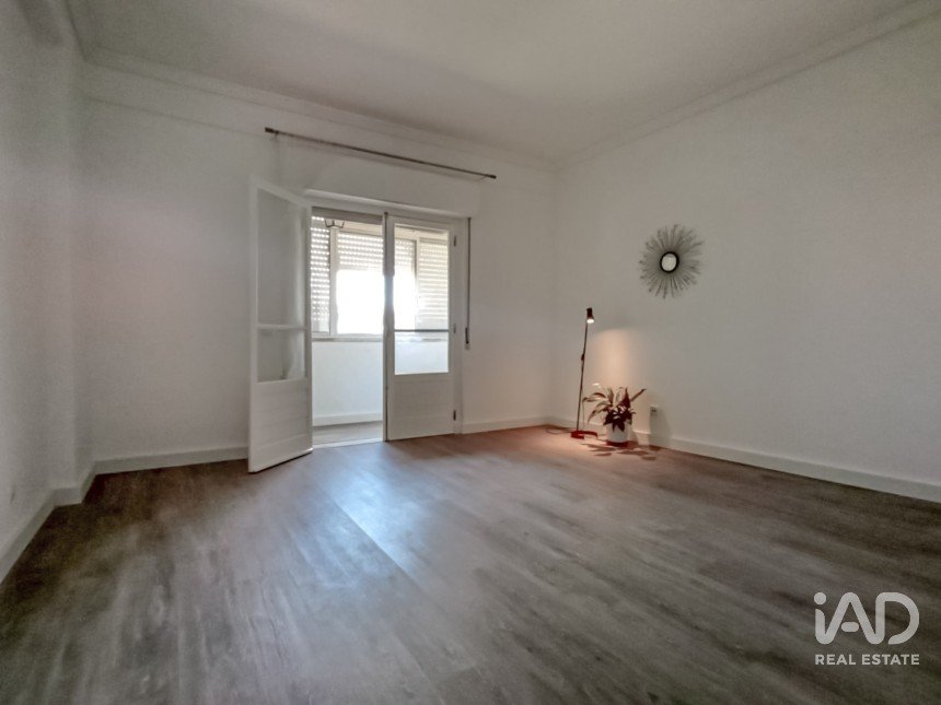 Appartement T2 à Ramada e Caneças de 69 m²