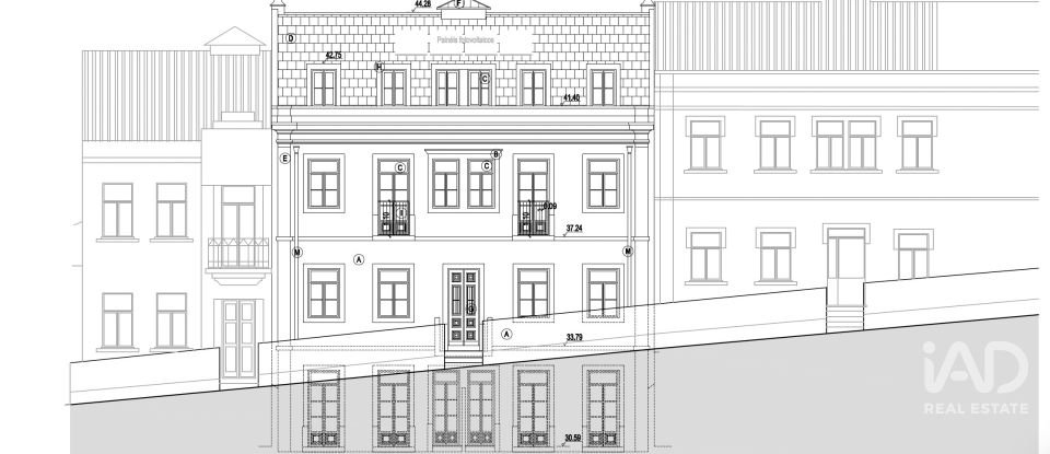 Immeuble à Alcântara de 403 m²