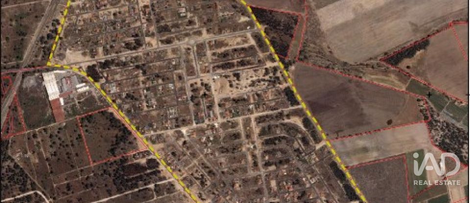 Terreno urbano em Quinta do Anjo de 530 m²