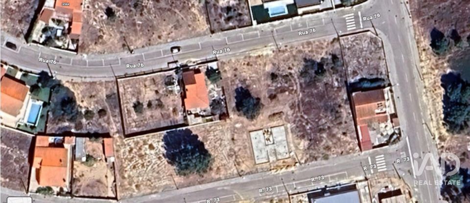 Terreno urbano em Quinta do Anjo de 530 m²