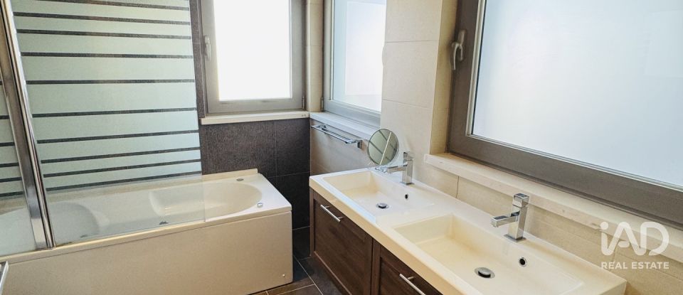 Moradia T3 em Lourinhã e Atalaia de 176 m²