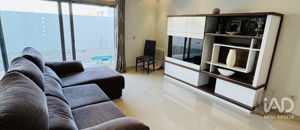 Moradia T3 em Lourinhã e Atalaia de 176 m²