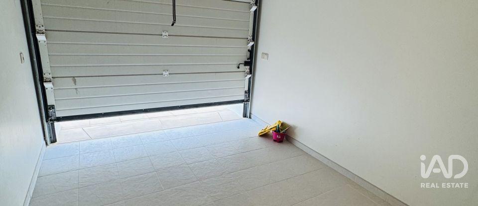 Moradia T3 em Lourinhã e Atalaia de 176 m²