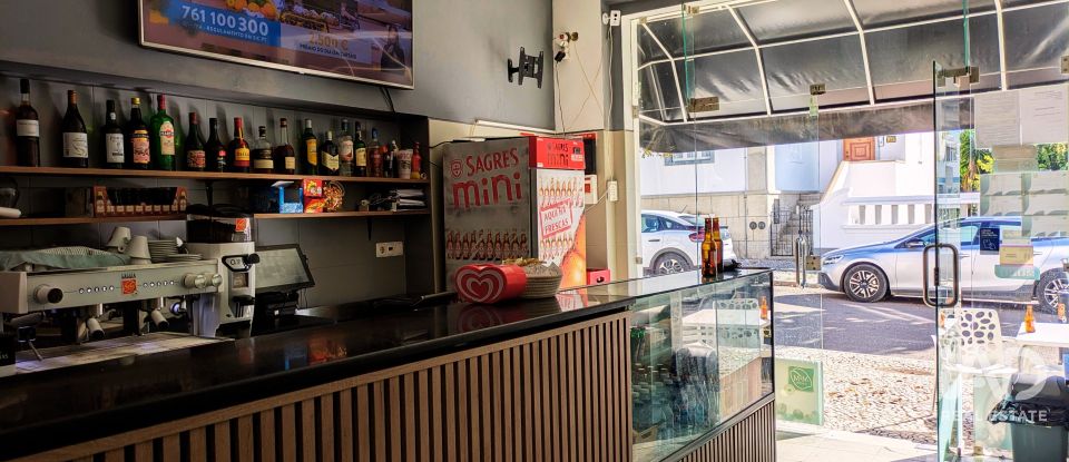 Boutique/Local commercial à Estremoz (Santa Maria e Santo André) de 121 m²