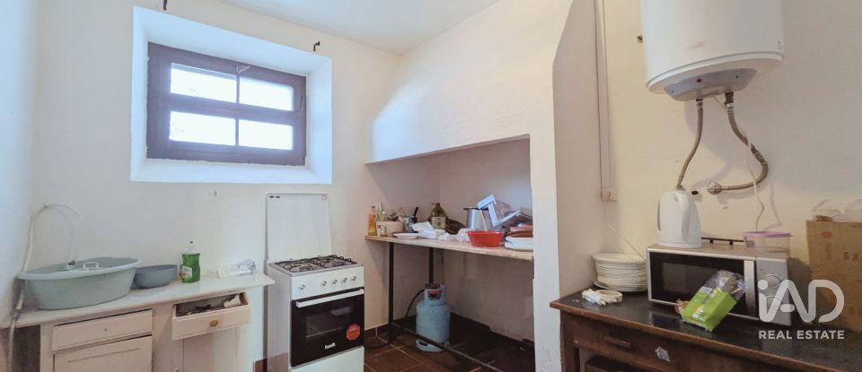 Boutique/Local commercial à Estremoz (Santa Maria e Santo André) de 121 m²