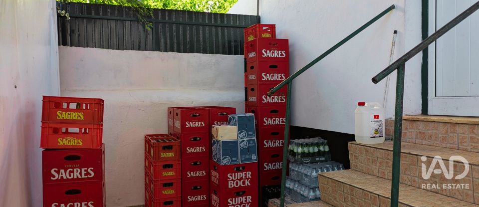 Boutique/Local commercial à Estremoz (Santa Maria e Santo André) de 121 m²