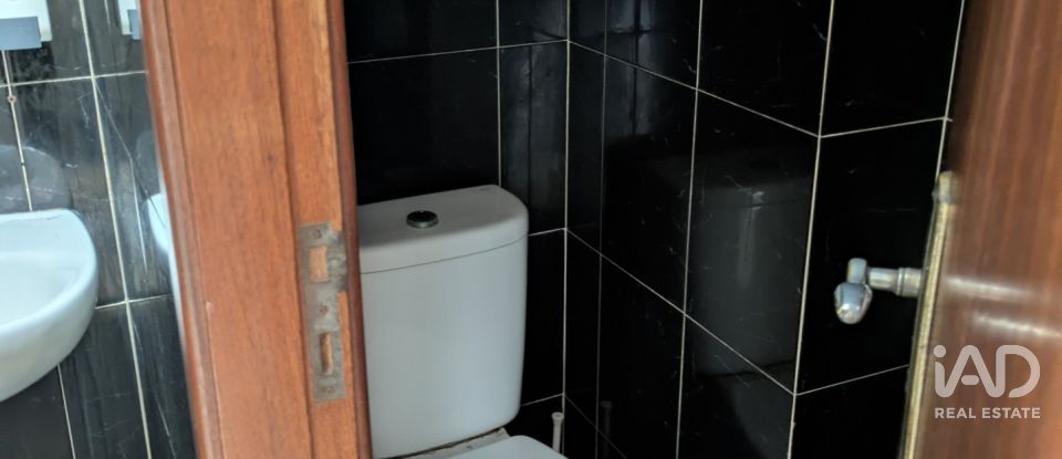 Boutique/Local commercial à Estremoz (Santa Maria e Santo André) de 121 m²