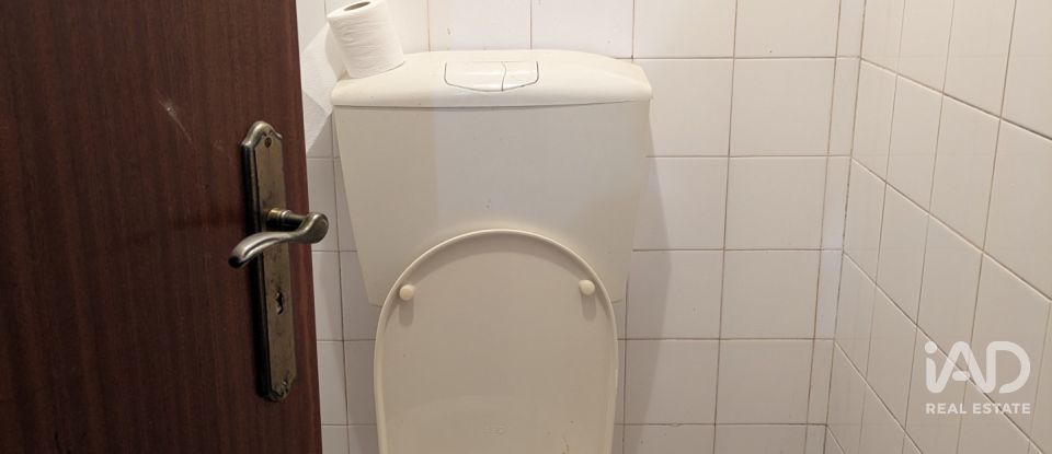 Boutique/Local commercial à Estremoz (Santa Maria e Santo André) de 121 m²