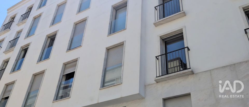 Appartement T1 à Santo António de 58 m²