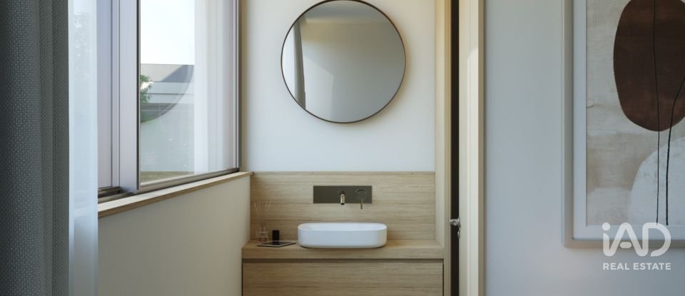 Apartamento T1 em São Félix da Marinha de 72 m²