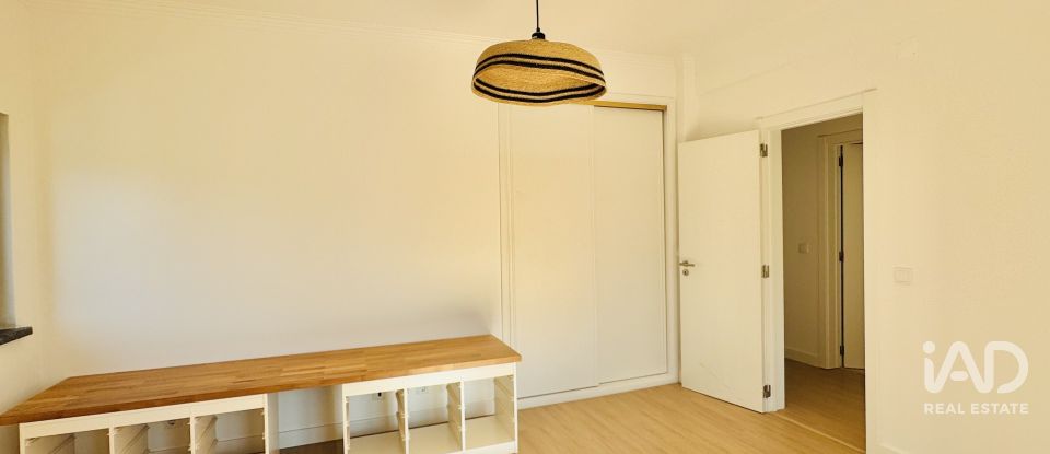 Moradia T4 em Quinta do Conde de 141 m²