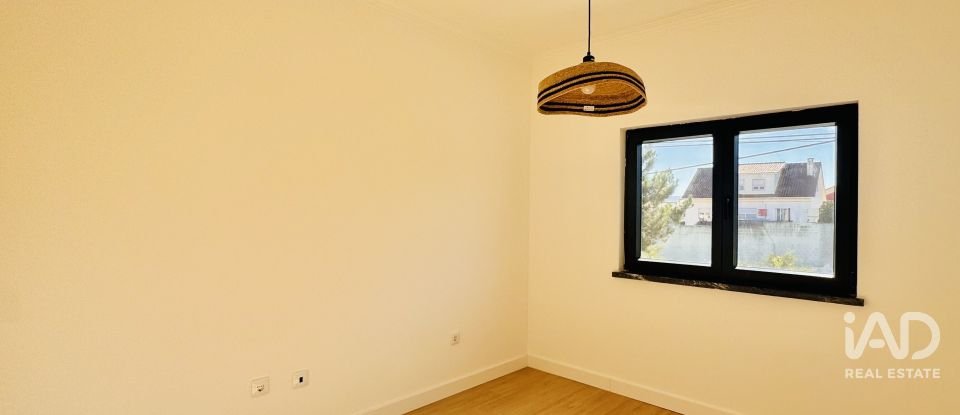 Moradia T4 em Quinta do Conde de 141 m²