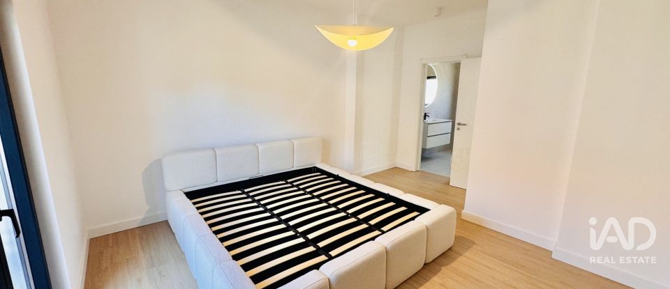 Moradia T4 em Quinta do Conde de 141 m²