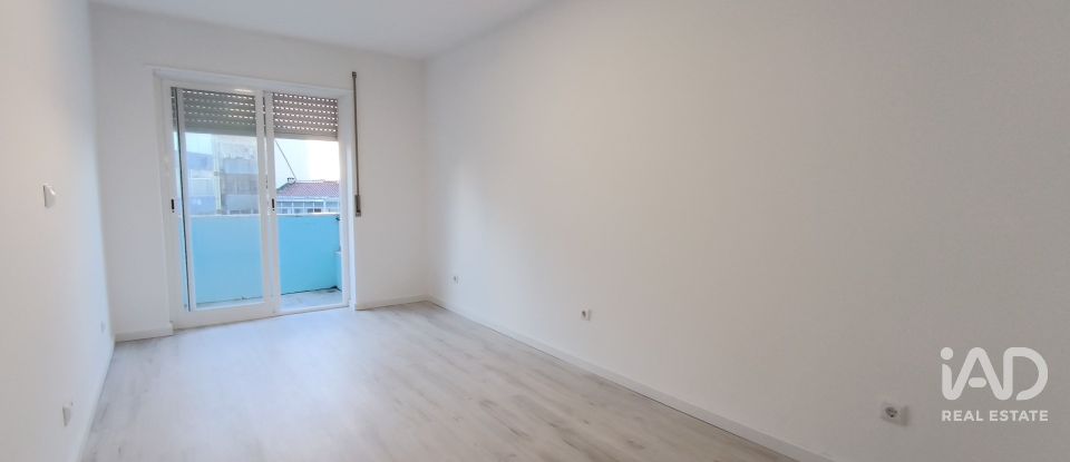 Apartamento T3 em Almada, Cova da Piedade, Pragal e Cacilhas de 85 m²