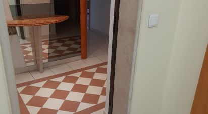 Apartamento T3 em Laranjeiro e Feijó de 86 m²