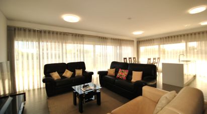 Apartment T3 in Albufeira e Olhos de Água of 137 m²