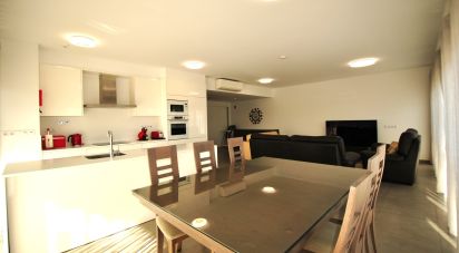 Apartment T3 in Albufeira e Olhos de Água of 137 m²