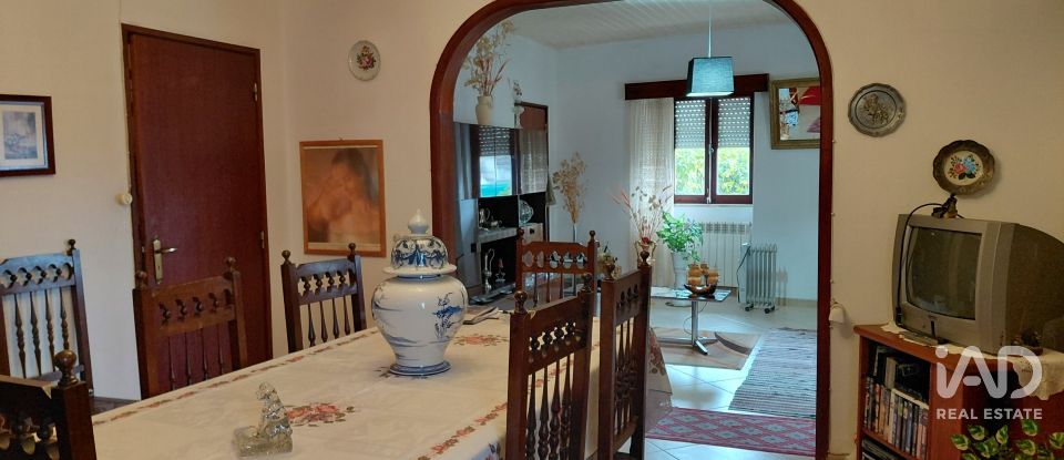 Moradia T4 em Unhais da Serra de 120 m²