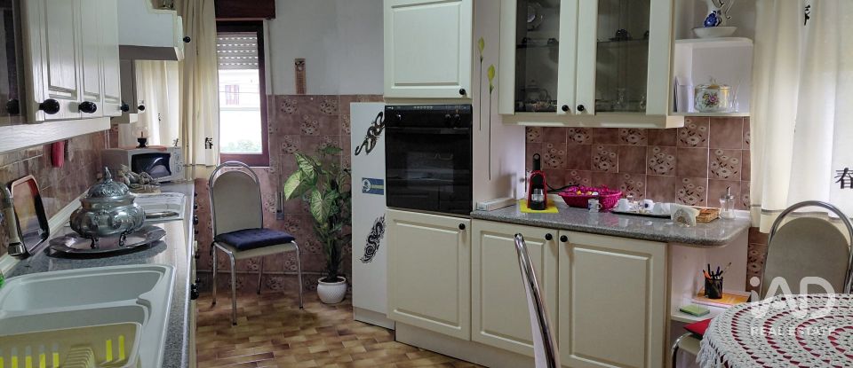 Moradia T4 em Unhais da Serra de 120 m²