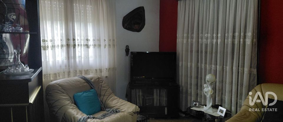 Moradia T4 em Unhais da Serra de 120 m²