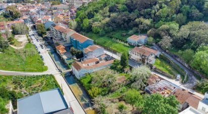 Maison T0 à Alcobaça e Vestiaria de 200 m²