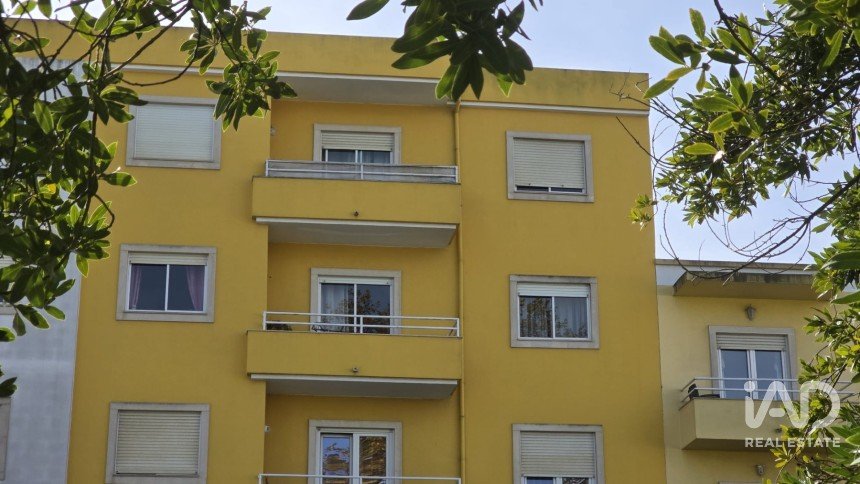 Apartamento T2 em Cadaval e Pêro Moniz de 100 m²