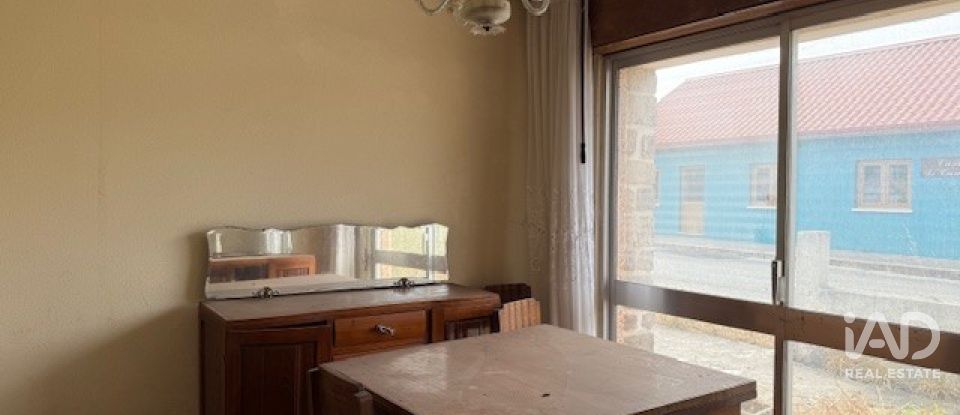 Lodge T3 in Marinha Grande of 108 m²