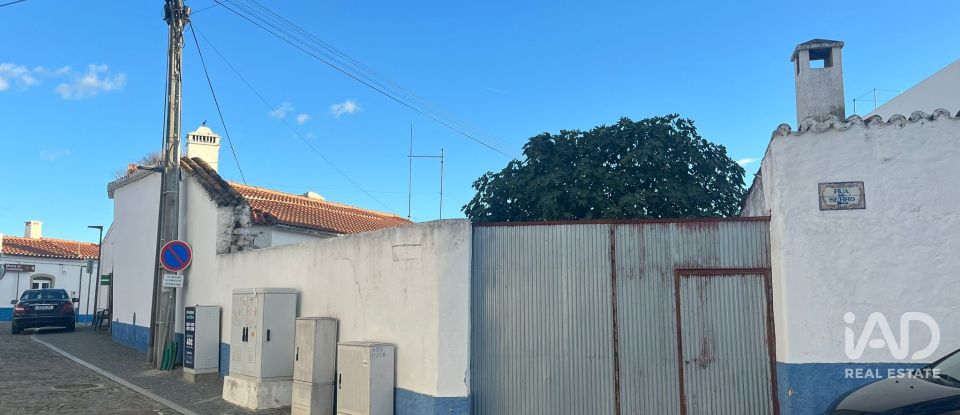 Maison T4 à Santa Clara-a-Nova e Gomes Aires de 326 m²