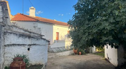 Maison T4 à Santa Clara-a-Nova e Gomes Aires de 326 m²