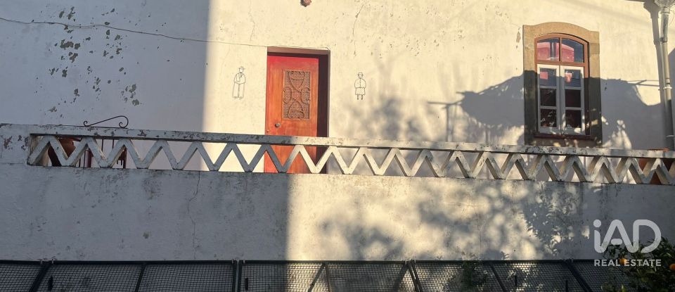 Maison T4 à Santa Clara-a-Nova e Gomes Aires de 326 m²