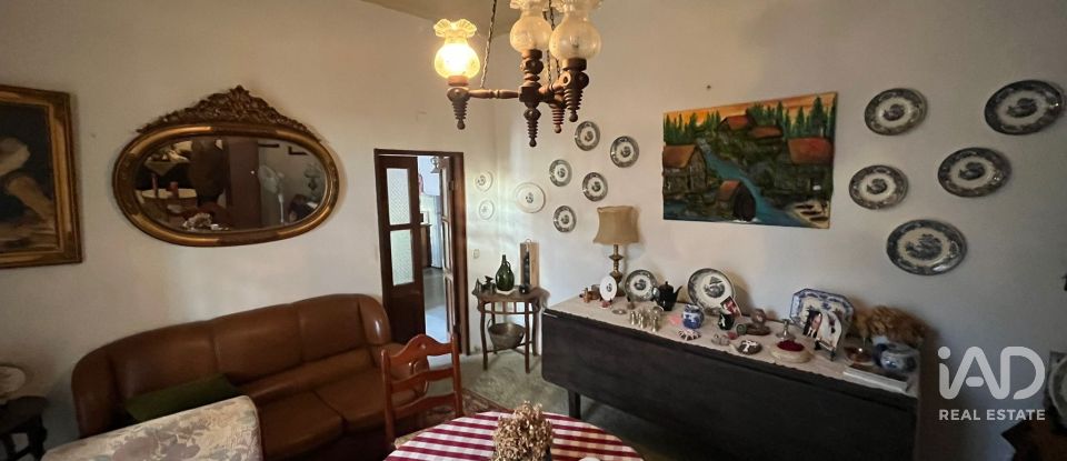 Maison T4 à Santa Clara-a-Nova e Gomes Aires de 326 m²