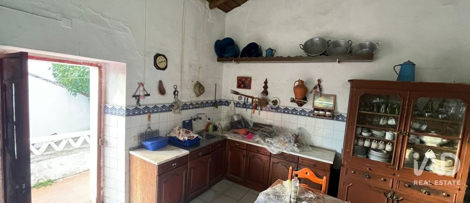 Maison T4 à Santa Clara-a-Nova e Gomes Aires de 326 m²