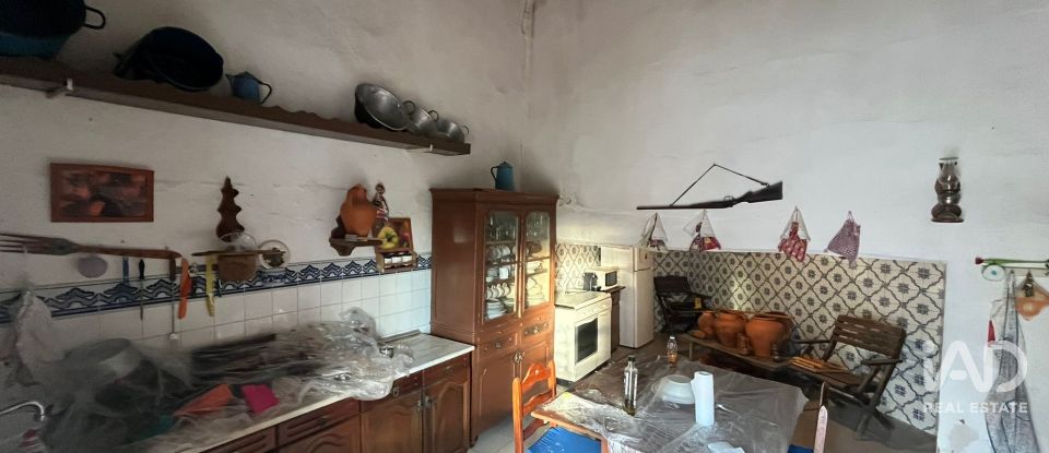 Maison T4 à Santa Clara-a-Nova e Gomes Aires de 326 m²