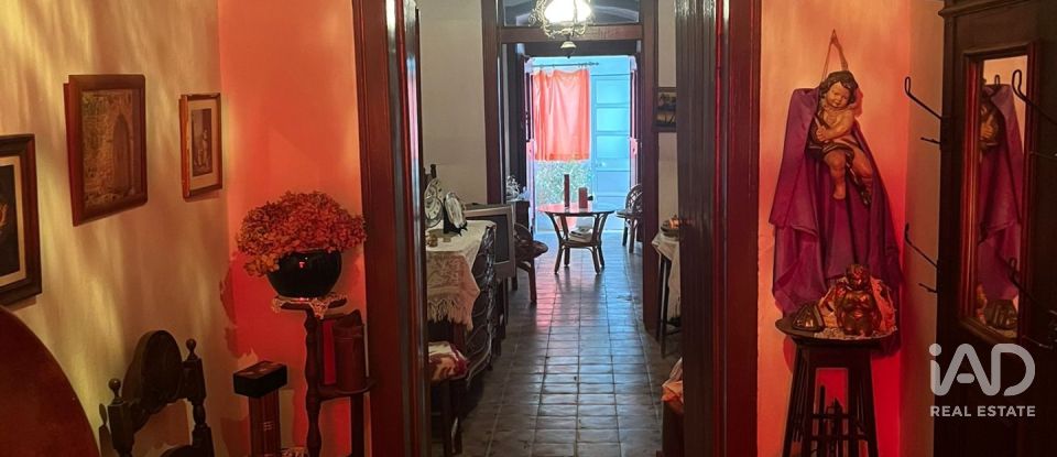 Maison T4 à Santa Clara-a-Nova e Gomes Aires de 326 m²