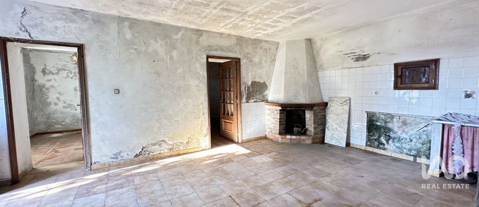 Farm T0 in Vila Cova E Feitos of 210 m²